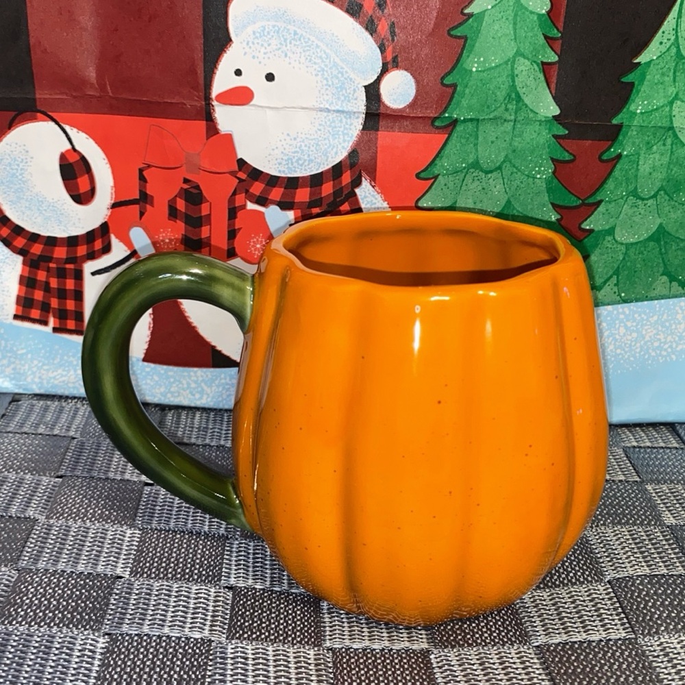SALE! SUPER CUTE PUMPKIN CERAMIC MUG